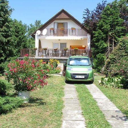 Villa Otto Nyaralo Révfülöp Esterno foto
